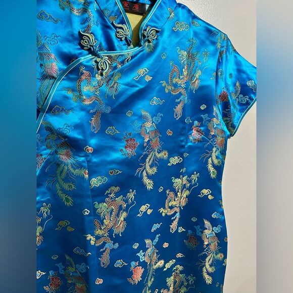 Beautiful Traditional Cheongsam Dress. 52” Long. Blue Yellow (321) - Picture 2 of 4